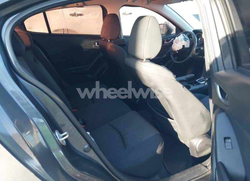 Photo 8 of 2015 Mazda Mazda3 I TOURING (VIN JM1BM1V72F1223944)