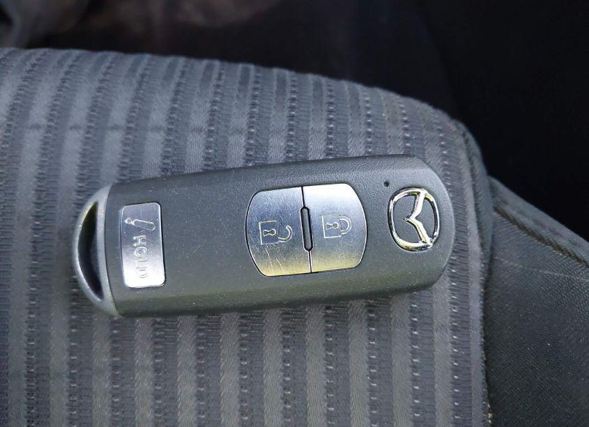 Photo 11 of 2014 Mazda Mazda3 I TOURING (VIN JM1BM1V73E1115105)