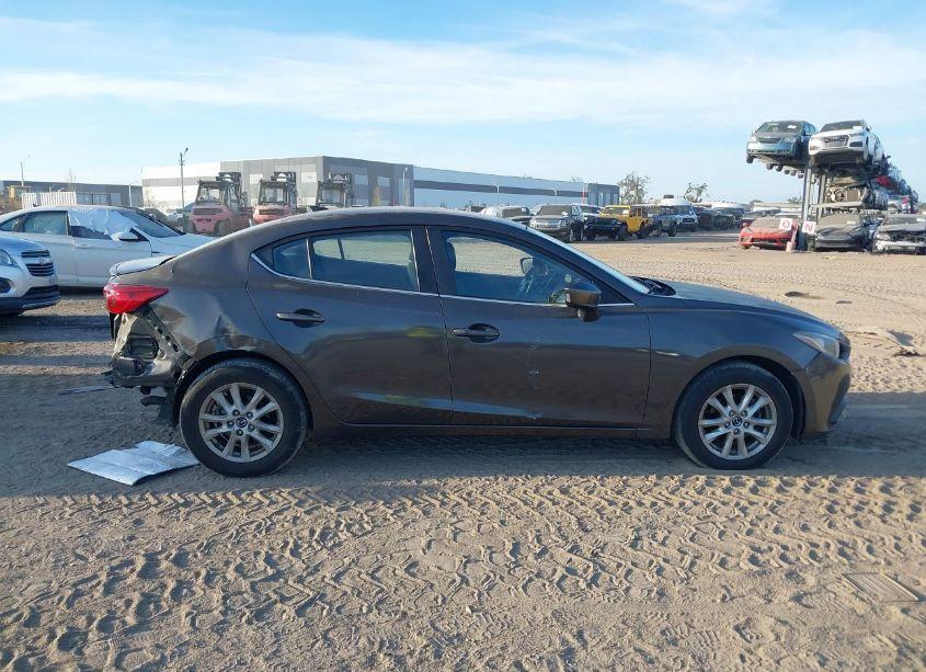 Photo 13 of 2014 Mazda Mazda3 I TOURING (VIN JM1BM1V73E1115105)