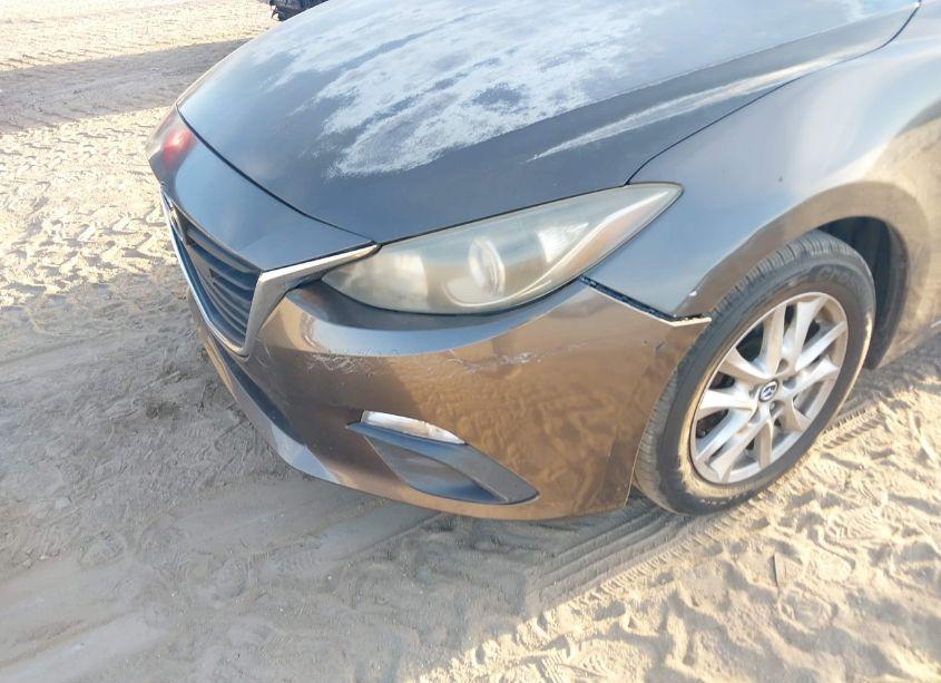 Photo 18 of 2014 Mazda Mazda3 I TOURING (VIN JM1BM1V73E1115105)