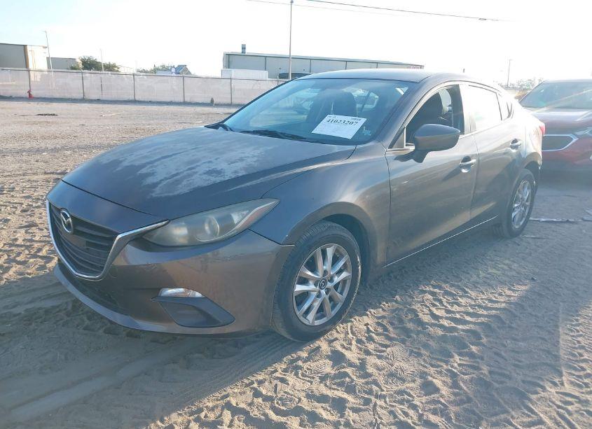 Photo 2 of 2014 Mazda Mazda3 I TOURING (VIN JM1BM1V73E1115105)
