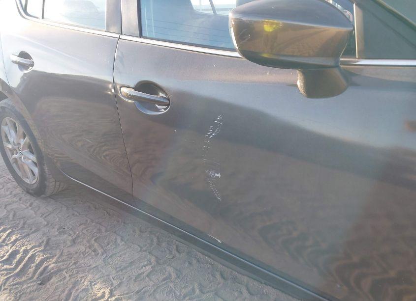 Photo 20 of 2014 Mazda Mazda3 I TOURING (VIN JM1BM1V73E1115105)