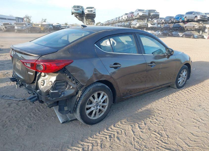 Photo 4 of 2014 Mazda Mazda3 I TOURING (VIN JM1BM1V73E1115105)