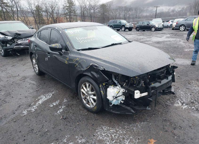2014 Mazda Mazda3 I TOURING (VIN JM1BM1V74E1129160) main photo