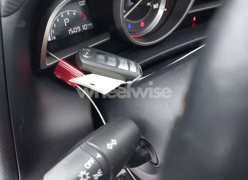 Photo 11 of 2014 Mazda Mazda3 I TOURING (VIN JM1BM1V74E1141664)