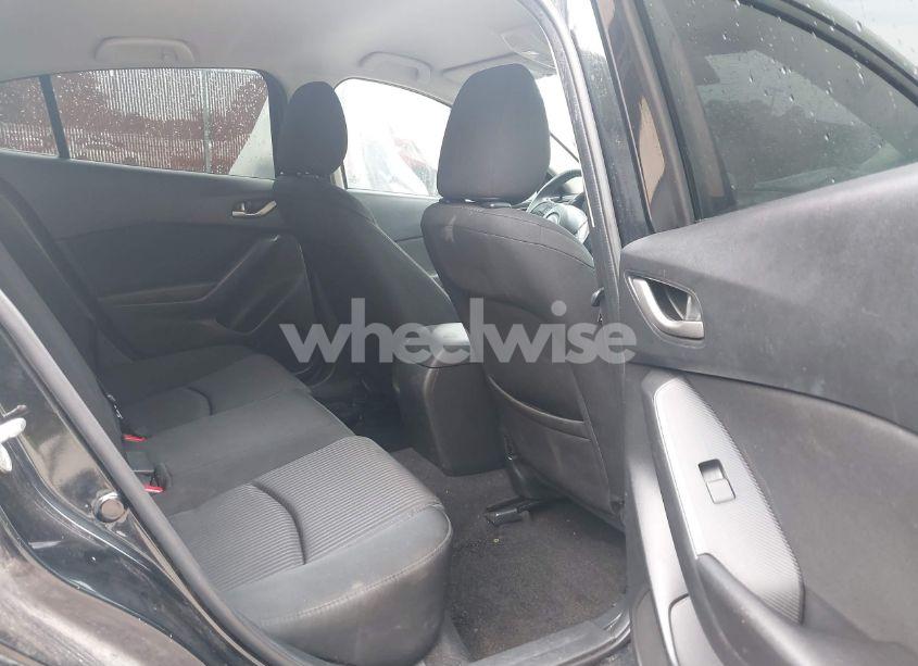 Photo 8 of 2014 Mazda Mazda3 I TOURING (VIN JM1BM1V74E1199872)