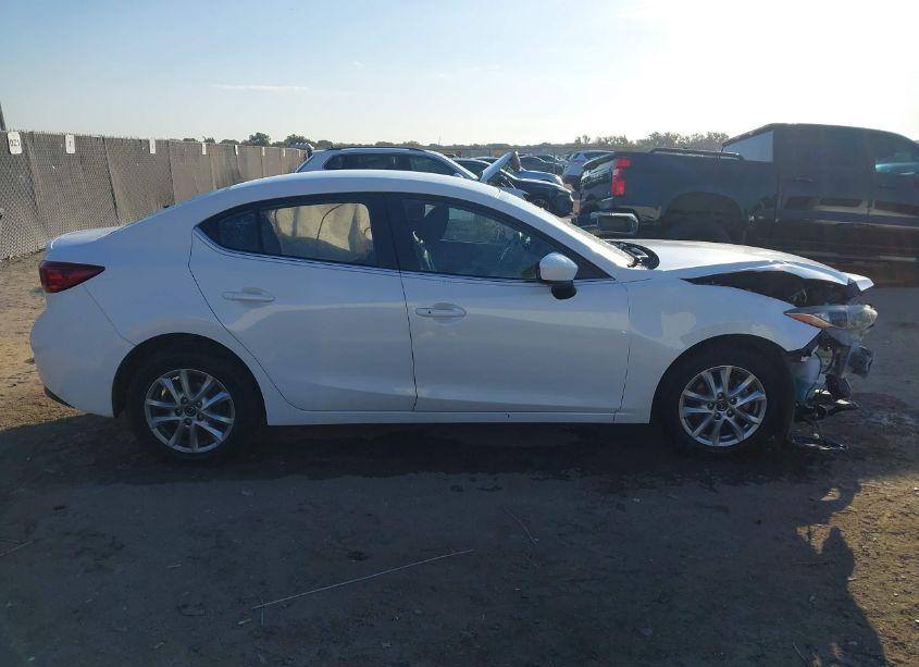 Photo 14 of 2015 Mazda Mazda3 I TOURING (VIN JM1BM1V74F1251373)