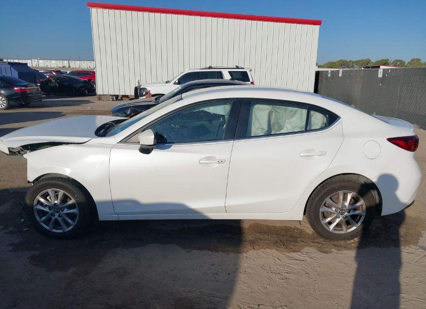 Photo 15 of 2015 Mazda Mazda3 I TOURING (VIN JM1BM1V74F1251373)