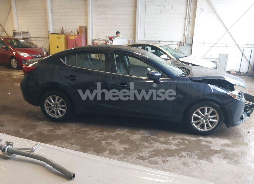 Photo 13 of 2016 Mazda Mazda3 I TOURING (VIN JM1BM1V74G1306843)