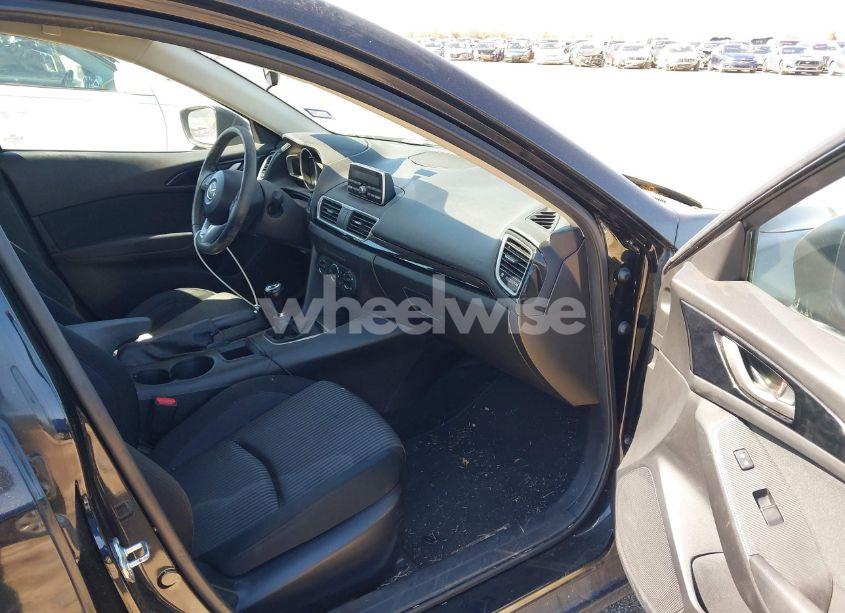 Photo 5 of 2014 Mazda Mazda3 I TOURING (VIN JM1BM1V75E1210927)