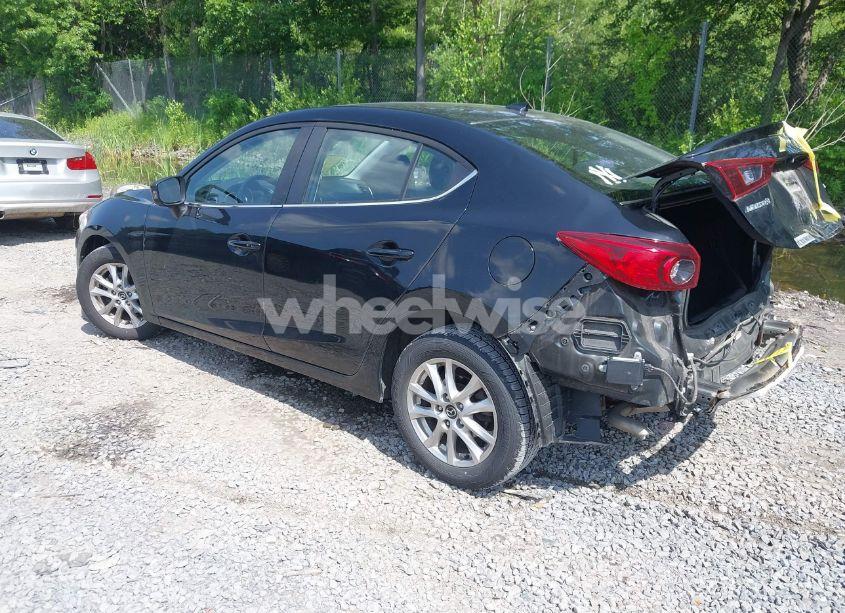 Photo 3 of 2014 Mazda Mazda3 I TOURING (VIN JM1BM1V75E1213035)