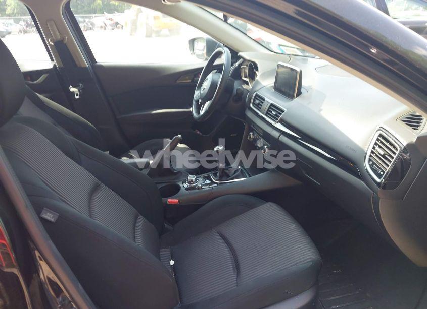 Photo 5 of 2014 Mazda Mazda3 I TOURING (VIN JM1BM1V75E1213035)
