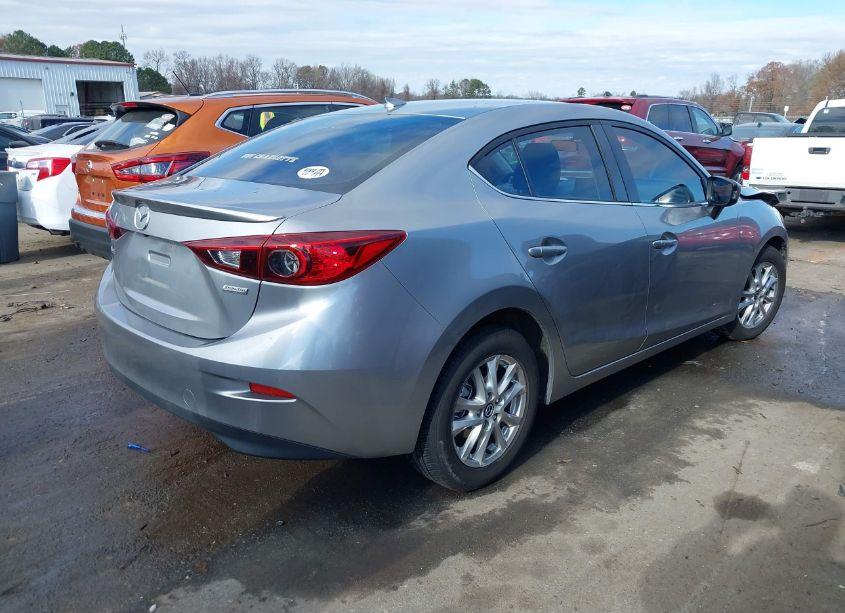 Photo 4 of 2014 Mazda Mazda3 I TOURING (VIN JM1BM1V76E1107399)