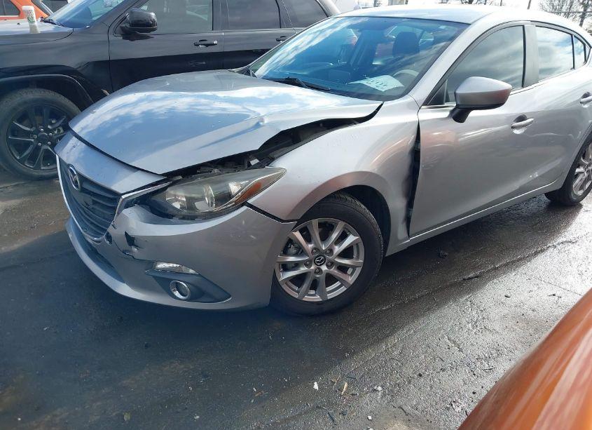 Photo 6 of 2014 Mazda Mazda3 I TOURING (VIN JM1BM1V76E1107399)