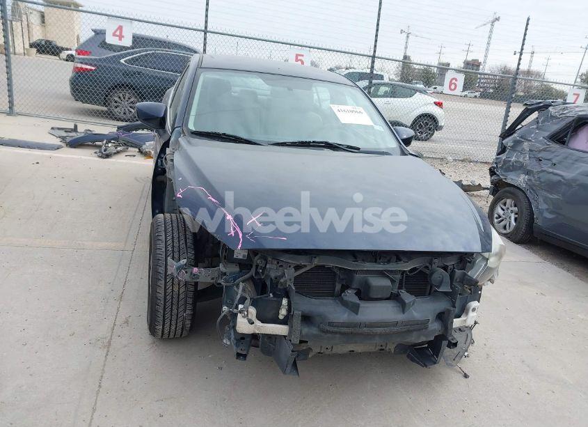 Photo 13 of 2014 Mazda Mazda3 I TOURING (VIN JM1BM1V76E1113185)