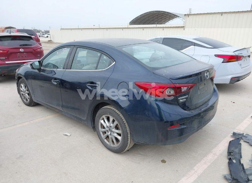 Photo 3 of 2014 Mazda Mazda3 I TOURING (VIN JM1BM1V76E1113185)