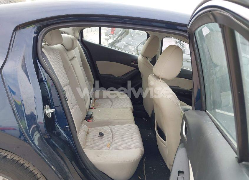 Photo 8 of 2014 Mazda Mazda3 I TOURING (VIN JM1BM1V76E1113185)