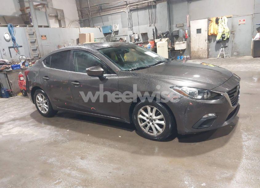 Photo 13 of 2014 Mazda Mazda3 I TOURING (VIN JM1BM1V76E1122808)