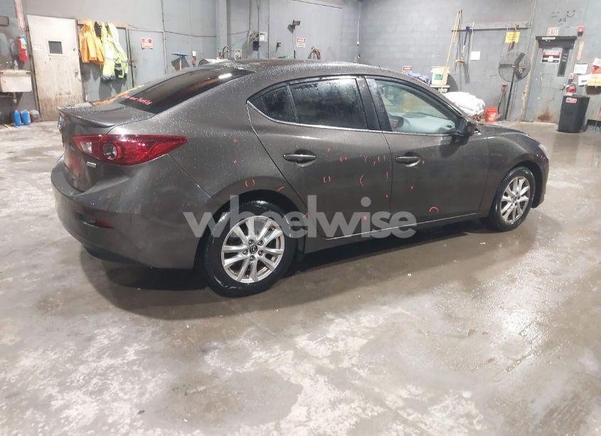 Photo 4 of 2014 Mazda Mazda3 I TOURING (VIN JM1BM1V76E1122808)