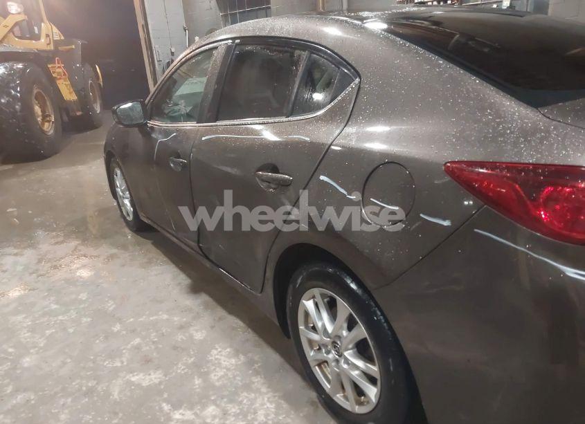 Photo 6 of 2014 Mazda Mazda3 I TOURING (VIN JM1BM1V76E1122808)