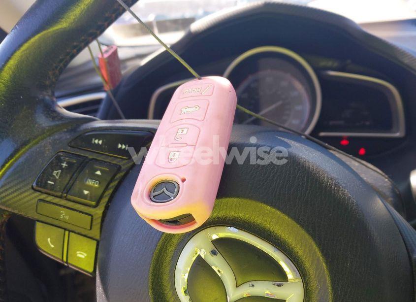 Photo 11 of 2014 Mazda Mazda3 I TOURING (VIN JM1BM1V76E1137986)