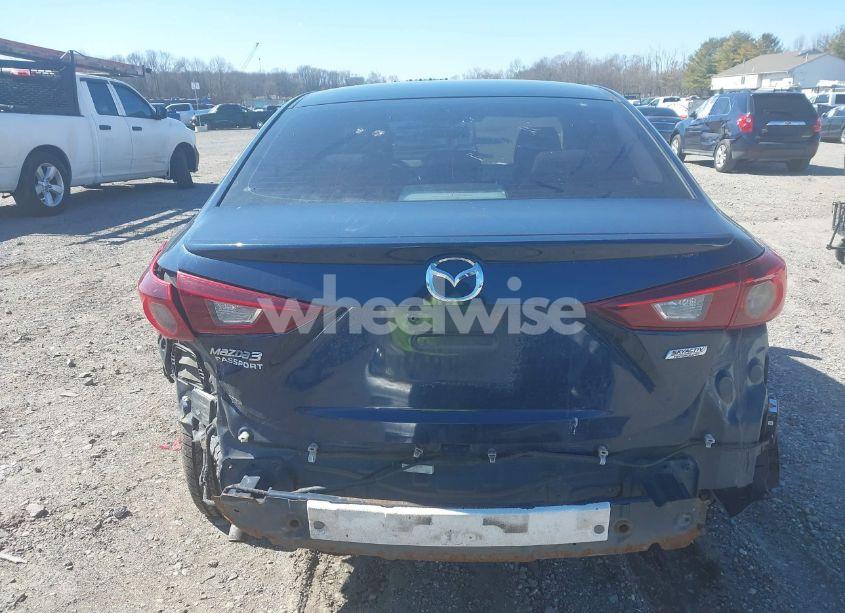 Photo 16 of 2014 Mazda Mazda3 I TOURING (VIN JM1BM1V76E1137986)