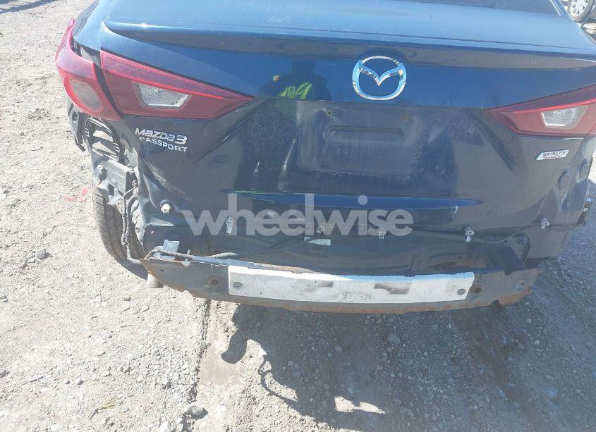Photo 20 of 2014 Mazda Mazda3 I TOURING (VIN JM1BM1V76E1137986)