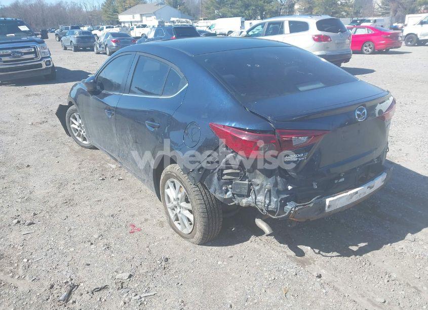 Photo 3 of 2014 Mazda Mazda3 I TOURING (VIN JM1BM1V76E1137986)