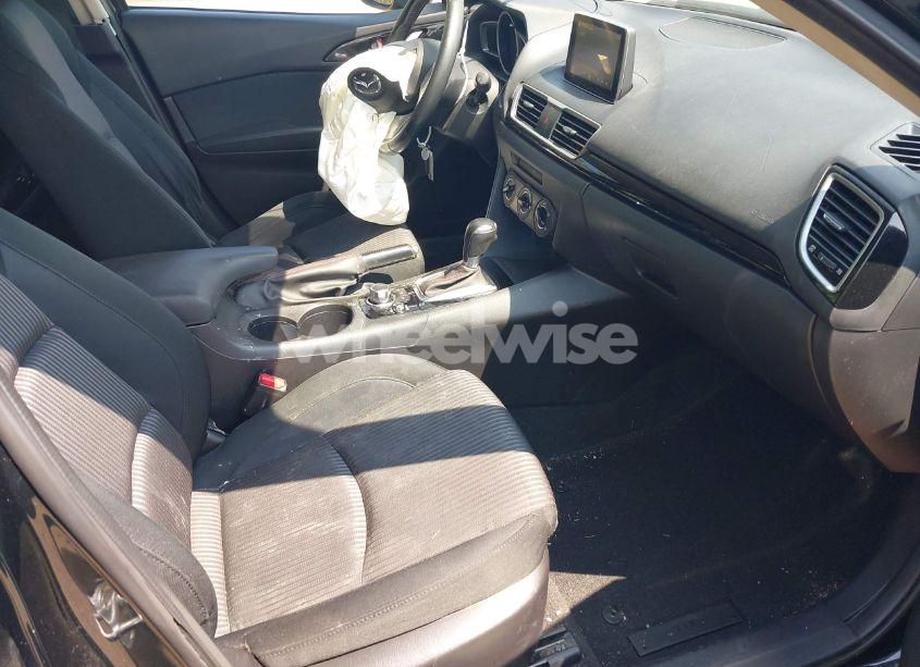 Photo 5 of 2016 Mazda Mazda3 I TOURING (VIN JM1BM1V76G1290323)