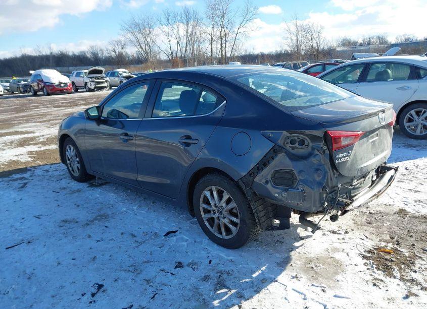 Photo 3 of 2016 Mazda Mazda3 I TOURING (VIN JM1BM1V76G1316791)