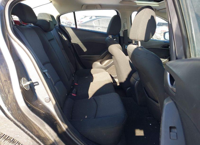 Photo 8 of 2016 Mazda Mazda3 I TOURING (VIN JM1BM1V76G1316791)
