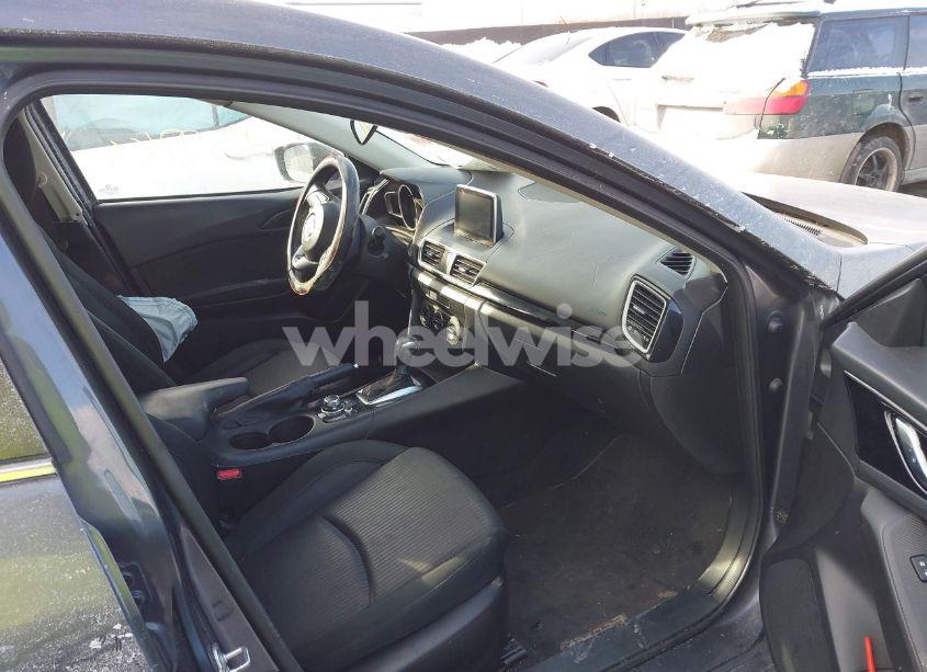 Photo 5 of 2016 Mazda Mazda3 (VIN JM1BM1V76G1342758)