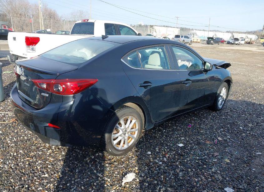 Photo 4 of 2014 Mazda Mazda3 I TOURING (VIN JM1BM1V77E1105578)