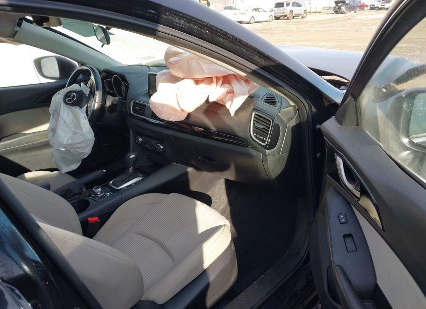 Photo 5 of 2014 Mazda Mazda3 I TOURING (VIN JM1BM1V77E1105578)