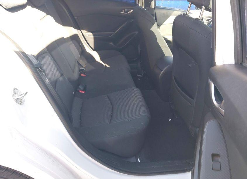 Photo 8 of 2014 Mazda Mazda3 I TOURING (VIN JM1BM1V77E1107184)