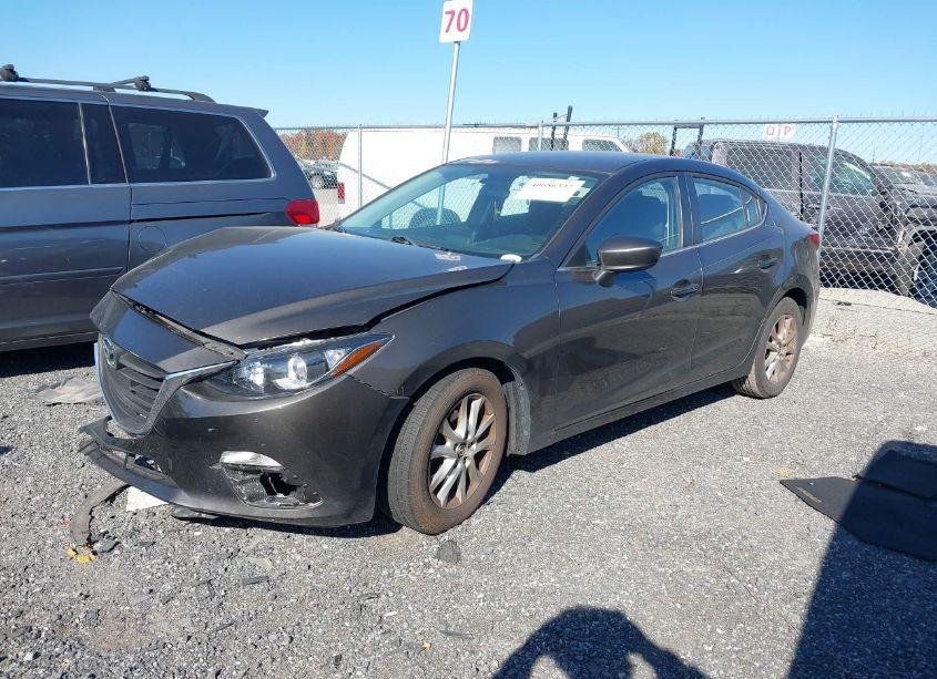 Photo 2 of 2014 Mazda Mazda3 (VIN JM1BM1V77E1134370)