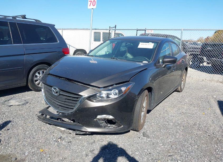 Photo 6 of 2014 Mazda Mazda3 (VIN JM1BM1V77E1134370)