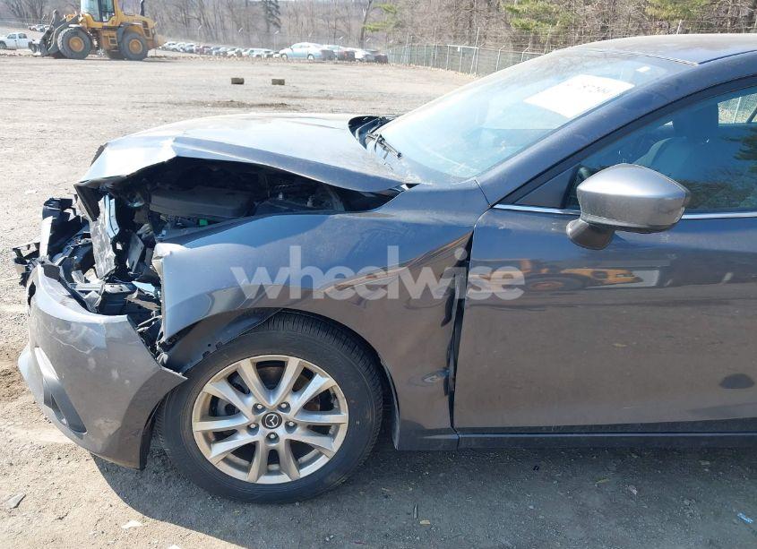 Photo 17 of 2015 Mazda Mazda3 I TOURING (VIN JM1BM1V77F1267471)