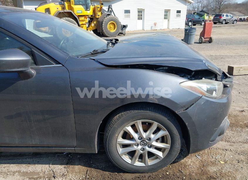 Photo 18 of 2015 Mazda Mazda3 I TOURING (VIN JM1BM1V77F1267471)