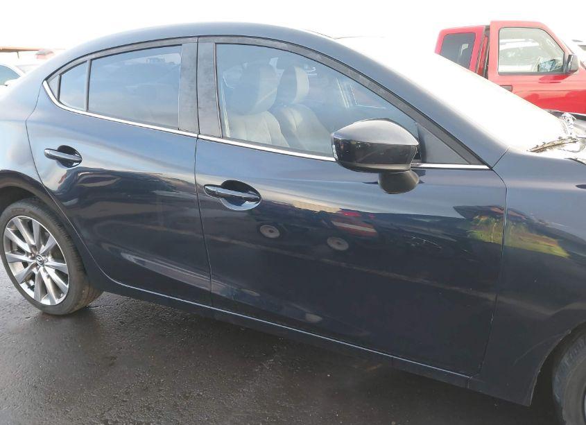 Photo 13 of 2014 Mazda Mazda3 I TOURING (VIN JM1BM1V78E1116878)