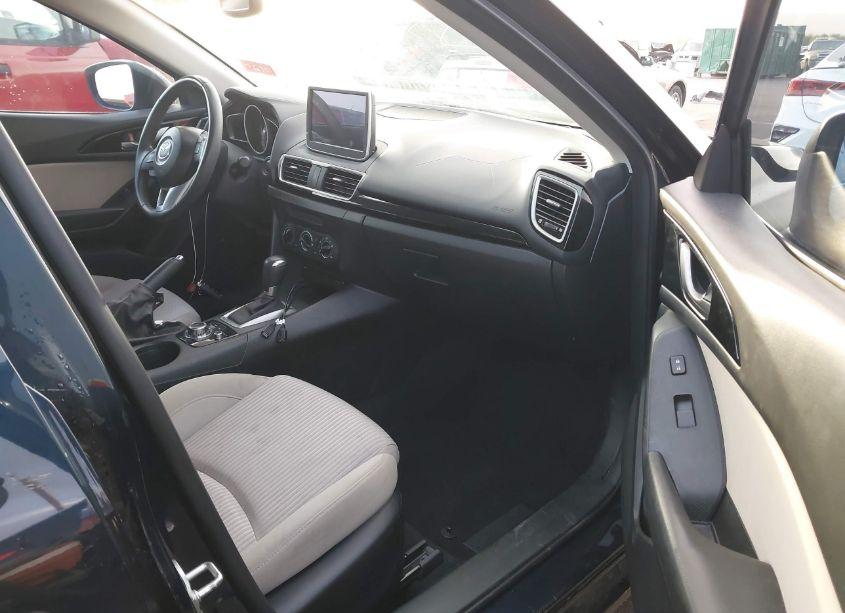 Photo 5 of 2014 Mazda Mazda3 I TOURING (VIN JM1BM1V78E1116878)