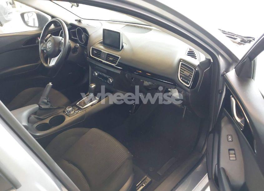 Photo 5 of 2014 Mazda Mazda3 I TOURING (VIN JM1BM1V78E1149363)