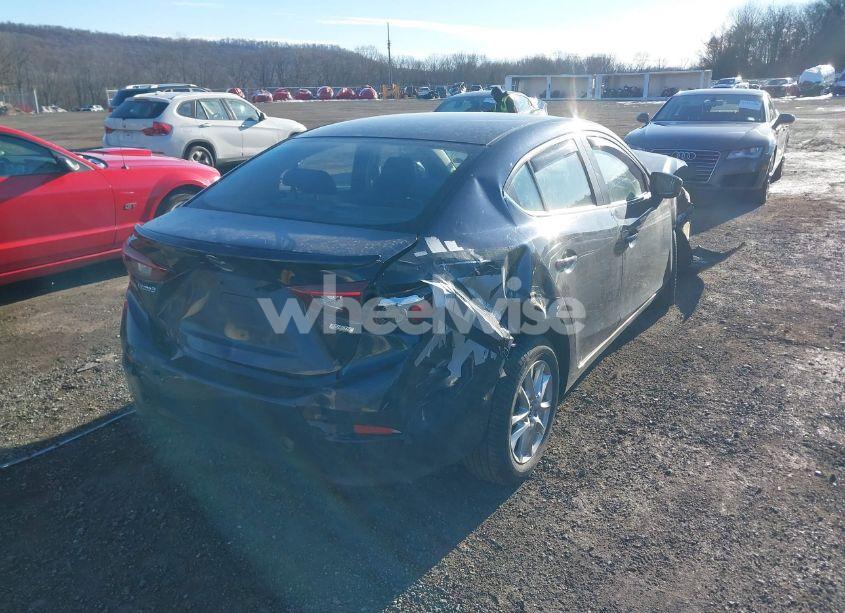 Photo 4 of 2014 Mazda Mazda3 I TOURING (VIN JM1BM1V79E1136492)