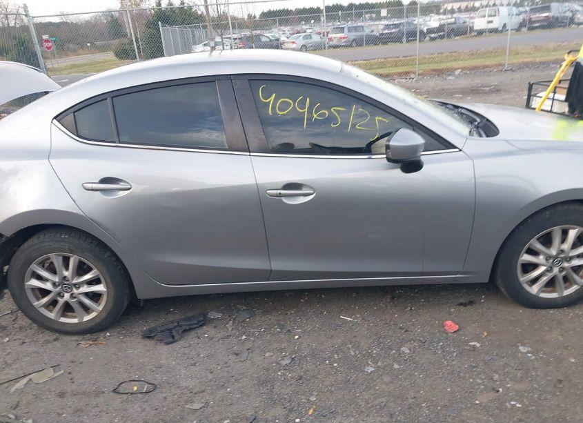 Photo 13 of 2014 Mazda Mazda3 I TOURING (VIN JM1BM1V7XE1145217)