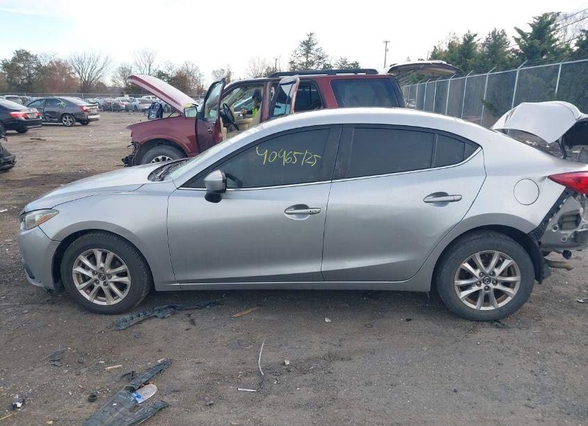 Photo 14 of 2014 Mazda Mazda3 I TOURING (VIN JM1BM1V7XE1145217)