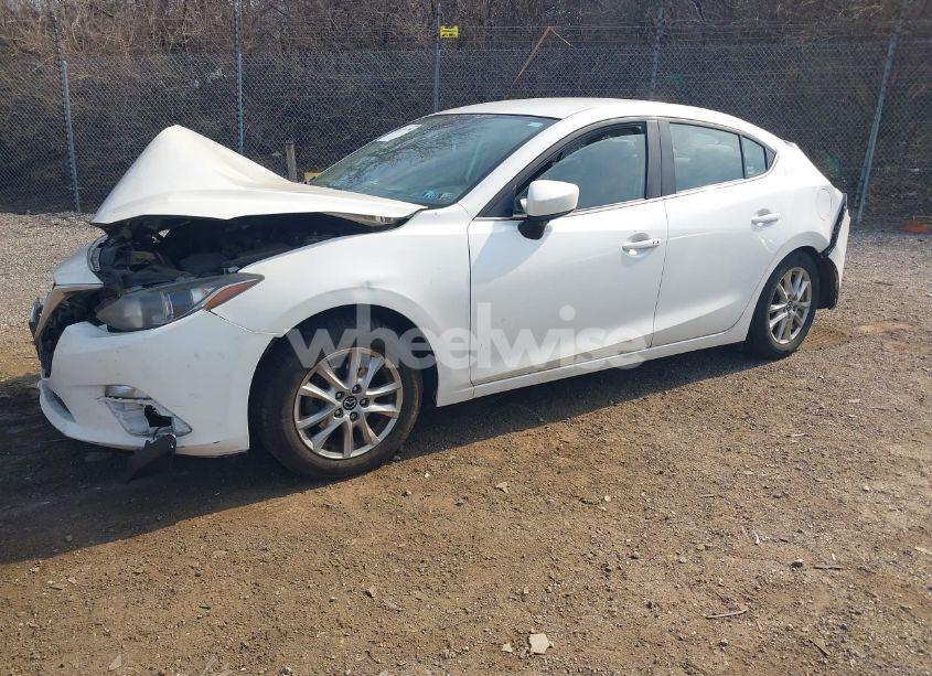 Photo 2 of 2014 Mazda Mazda3 I TOURING (VIN JM1BM1V7XE1184874)