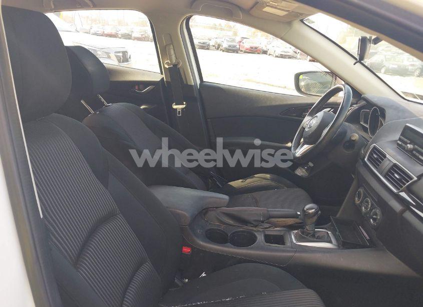 Photo 5 of 2014 Mazda Mazda3 I TOURING (VIN JM1BM1V7XE1184874)