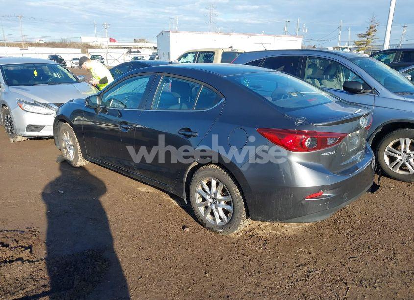 Photo 3 of 2015 Mazda Mazda3 I TOURING (VIN JM1BM1V7XF1267612)