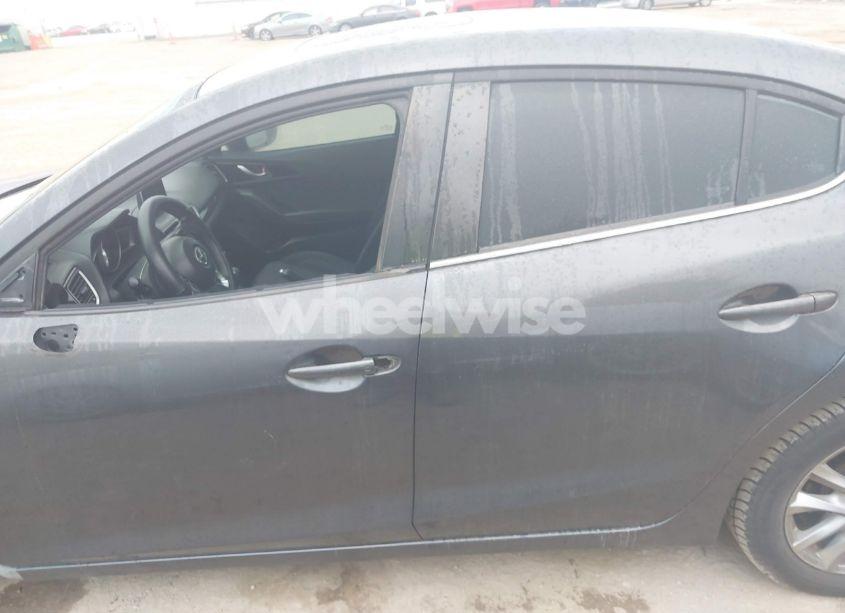 Photo 15 of 2016 Mazda Mazda3 I TOURING (VIN JM1BM1V7XG1340687)