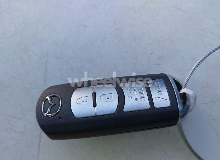 Photo 11 of 2014 Mazda Mazda3 S GRAND TOURING (VIN JM1BM1W32E1150486)